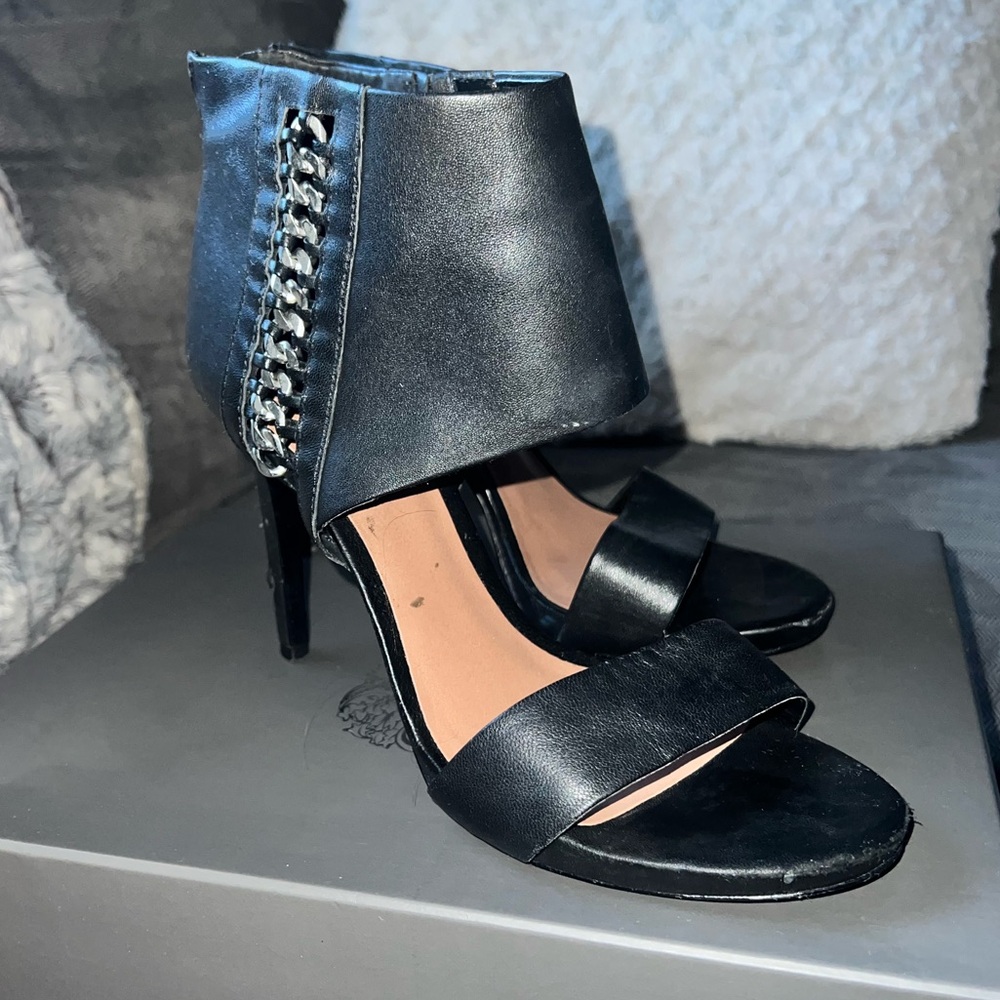 Vince Camuto Black Chain Detail Heels